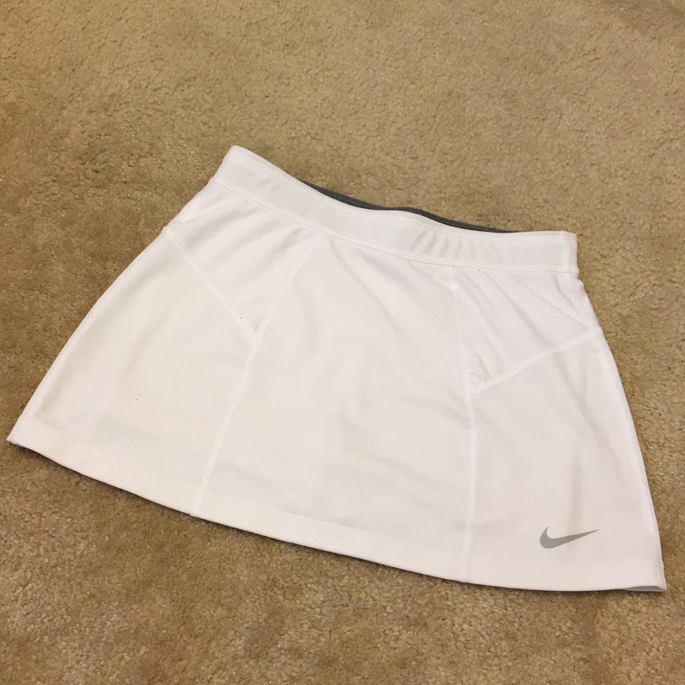Nike Drifit tennis skort